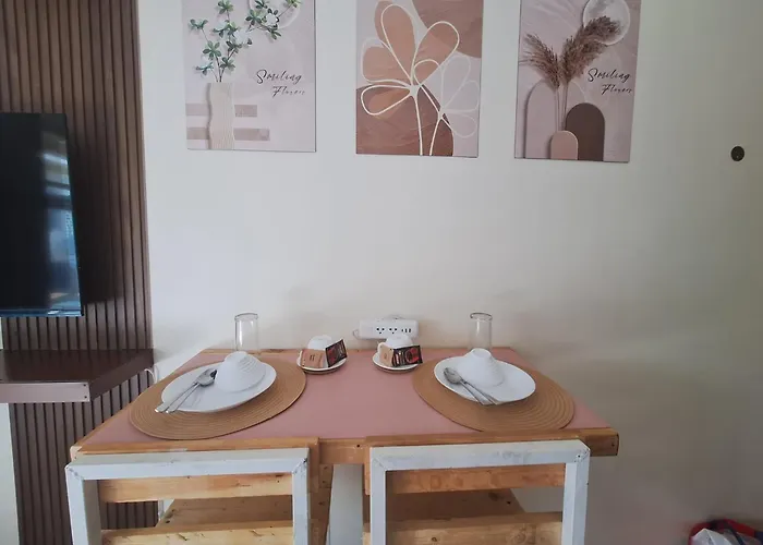 Awis Place Aparthotel